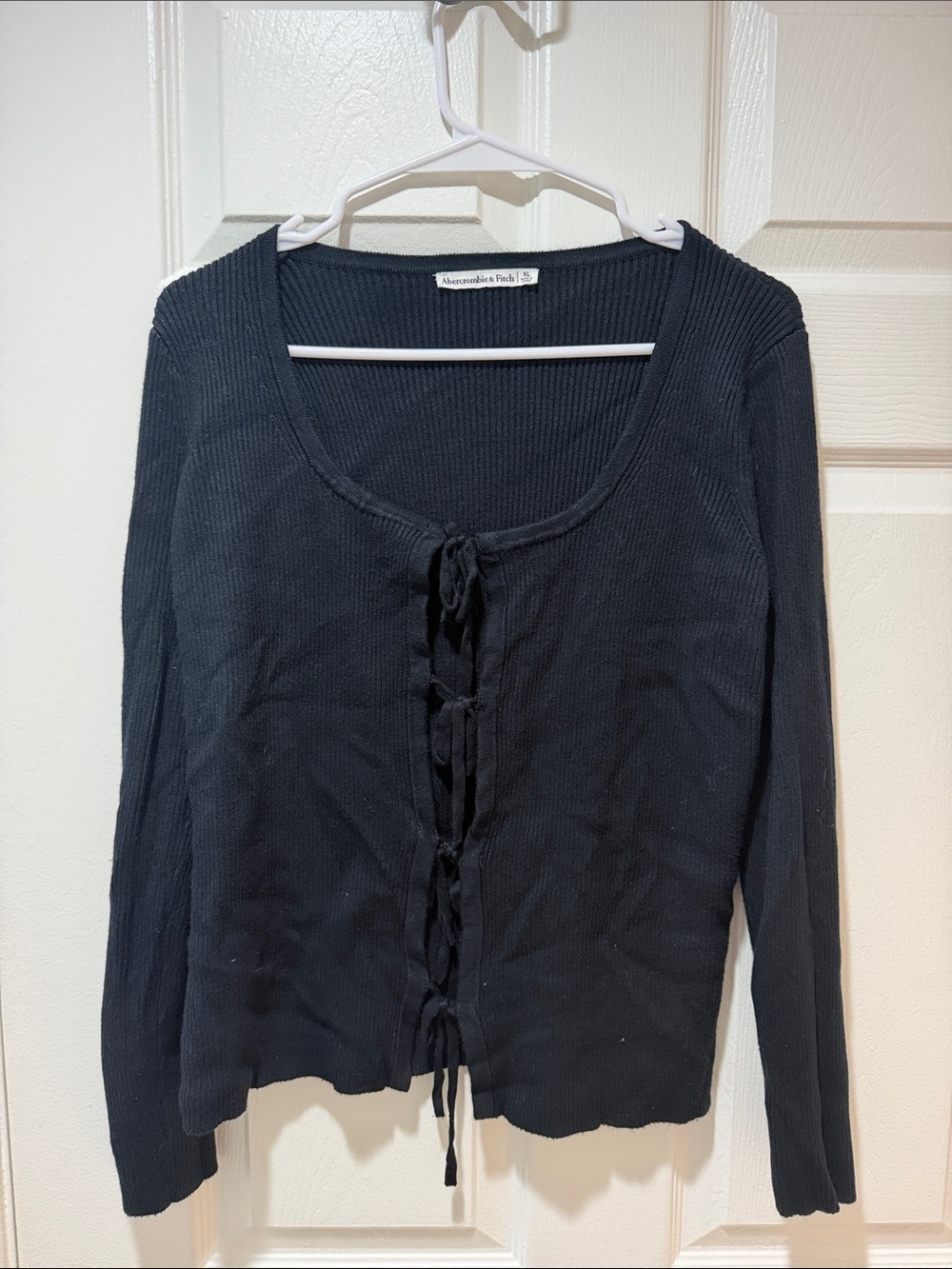 Abercrombie & Fitch Black Ribbed Tie-Front Long Sleeve Top size XL NWOT